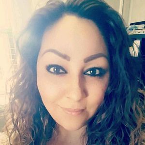 Meet your Posher, Monica